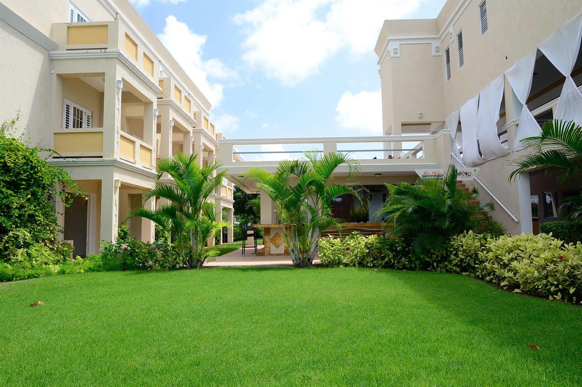 La Vue Boutique Inn South Hill Village Esterno foto